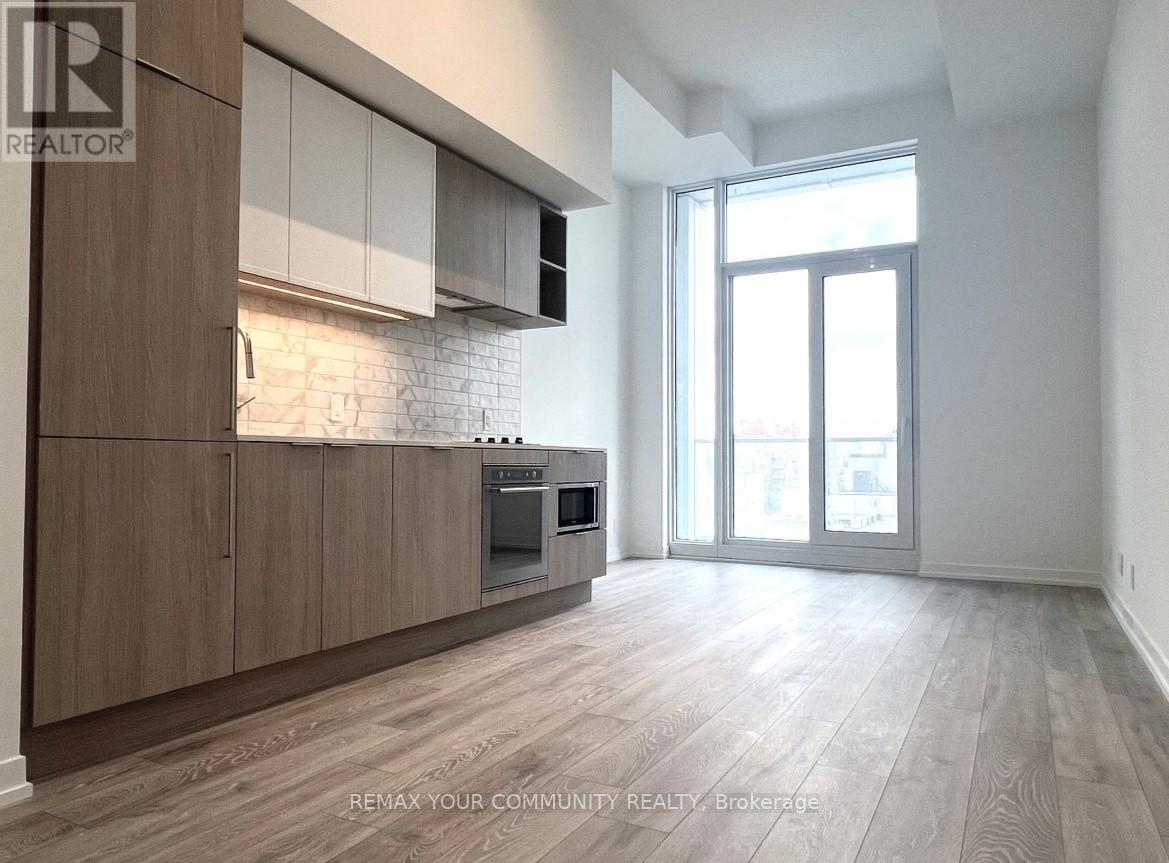 1016 - 2020 Bathurst Street, Toronto, Ontario  M5P 0A6 - Photo 2 - C12947062