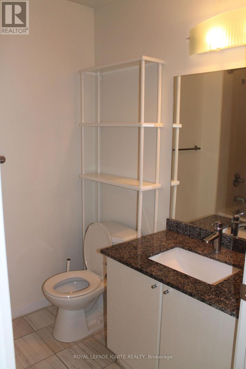 1608 - 18 Harbour Street, Toronto, Ontario  M5J 2Z6 - Photo 19 - C12947074