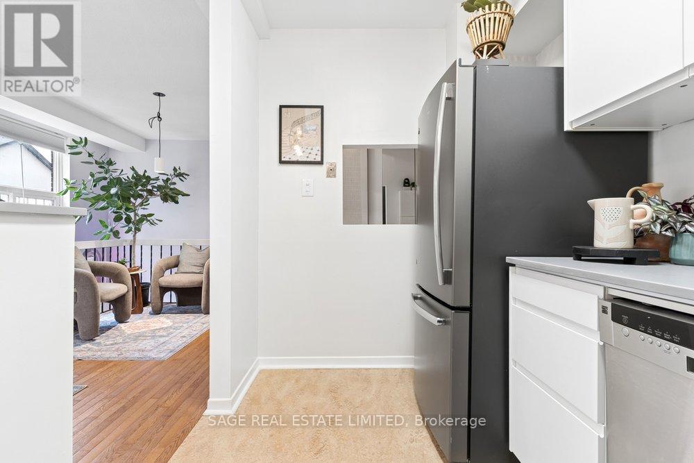 4 - 350 Gerrard Street E, Toronto, Ontario  M5A 2G7 - Photo 14 - C12947108