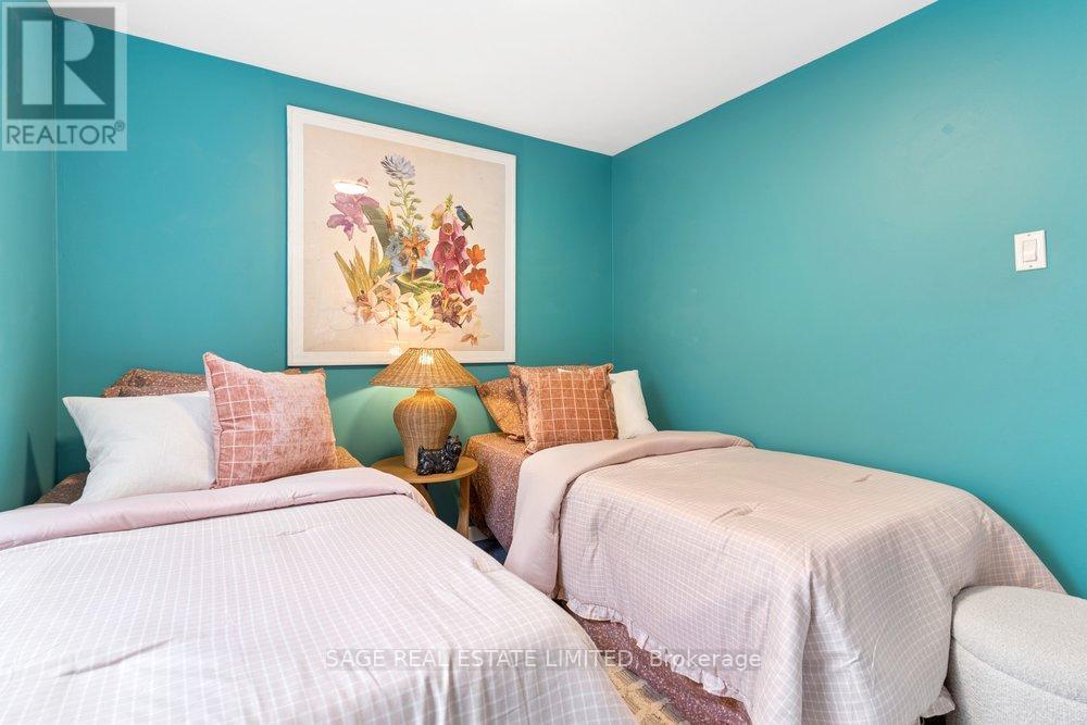 4 - 350 Gerrard Street E, Toronto, Ontario  M5A 2G7 - Photo 19 - C12947108