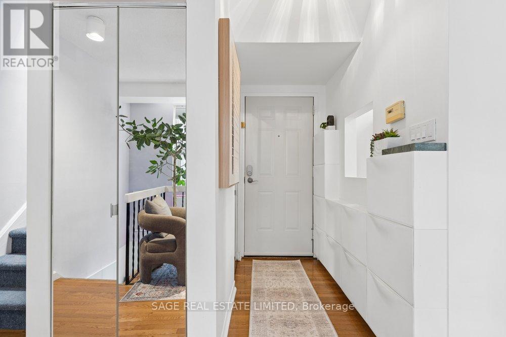 4 - 350 Gerrard Street E, Toronto, Ontario  M5A 2G7 - Photo 3 - C12947108