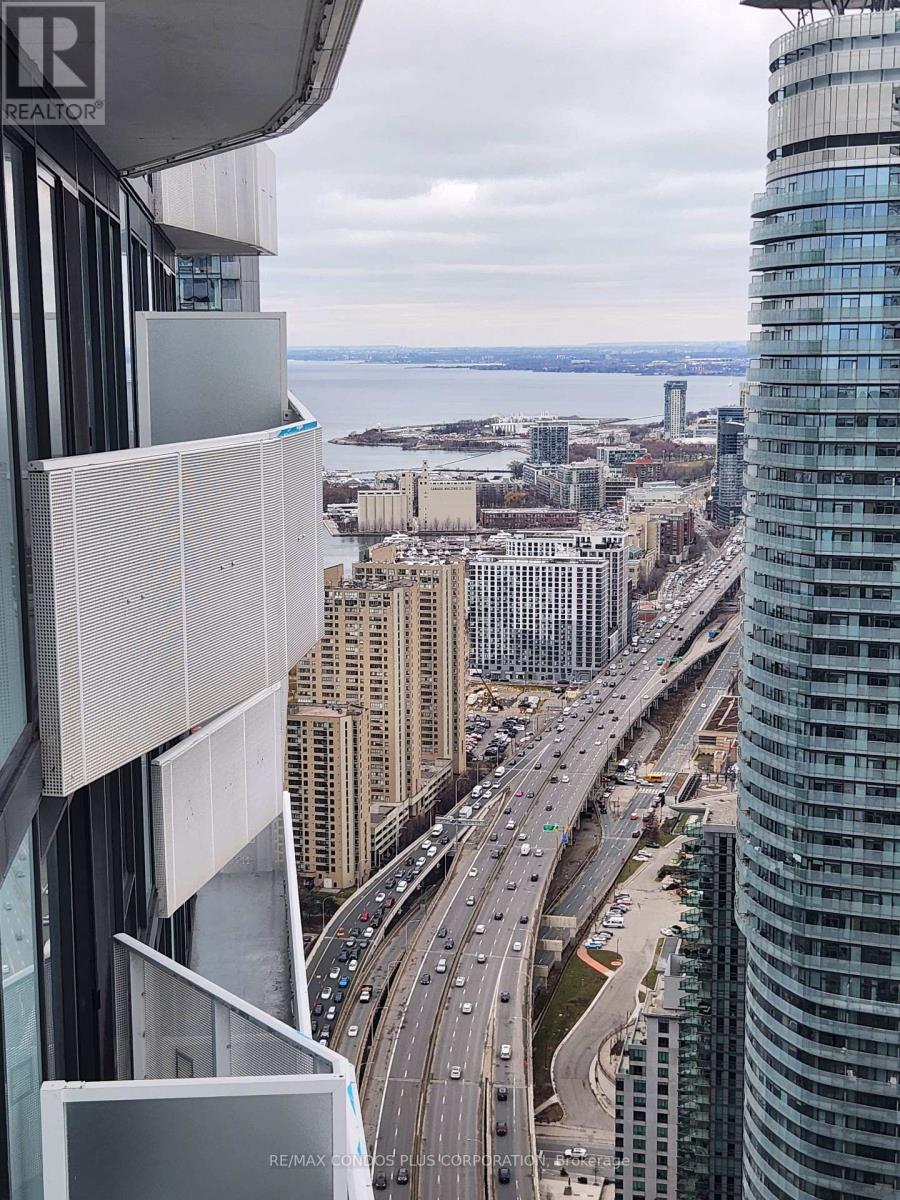 5604 - 100 Harbour Street, Toronto, Ontario  M5J 2T5 - Photo 7 - C12947126