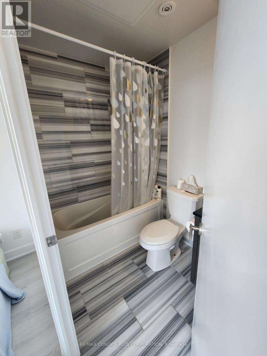 5604 - 100 Harbour Street, Toronto, Ontario  M5J 2T5 - Photo 9 - C12947126