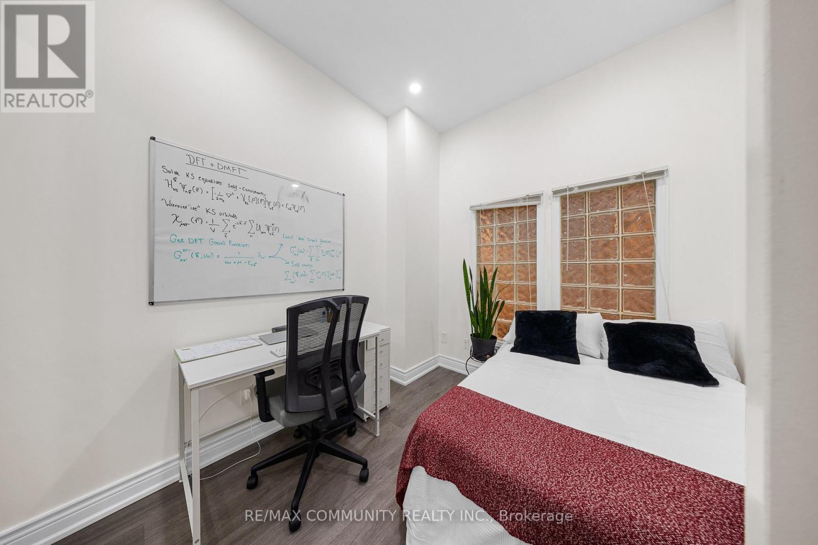 1211 - 7 King Street E, Toronto, Ontario  M5C 3C5 - Photo 9 - C12947134