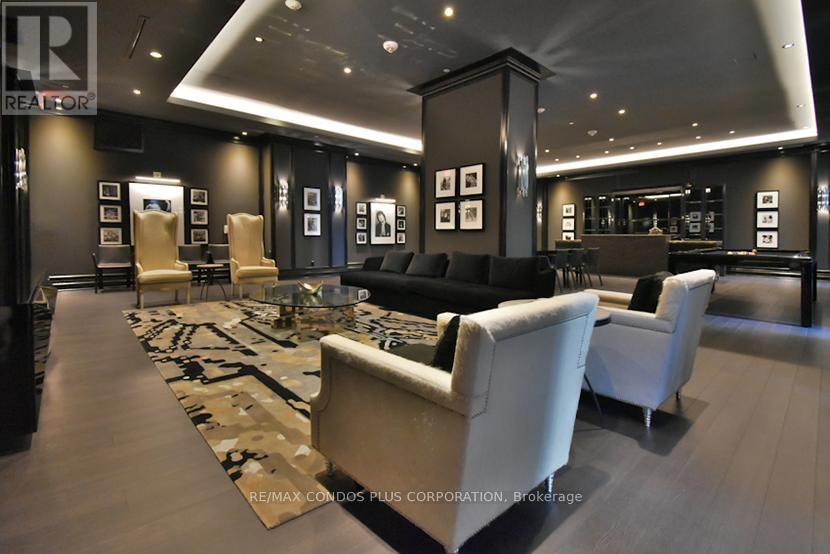 2010 - 88 Blue Jays Way, Toronto, Ontario  M5V 0L7 - Photo 16 - C12947150