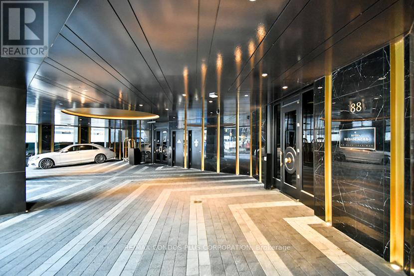 2010 - 88 Blue Jays Way, Toronto, Ontario  M5V 0L7 - Photo 17 - C12947150