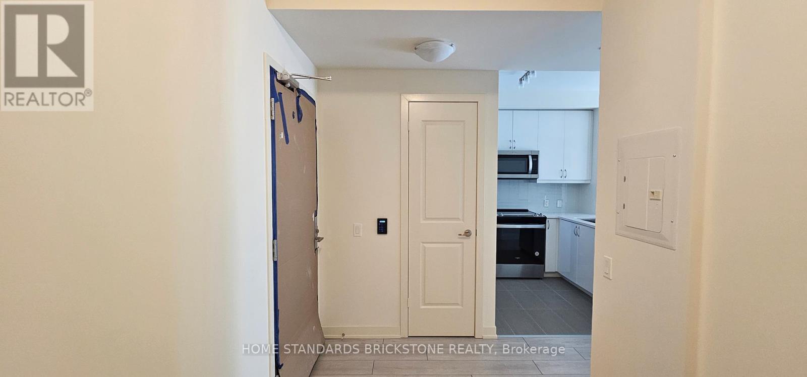 902 - 4955 Yonge Street, Toronto, Ontario  M2N 0L8 - Photo 18 - C12947206