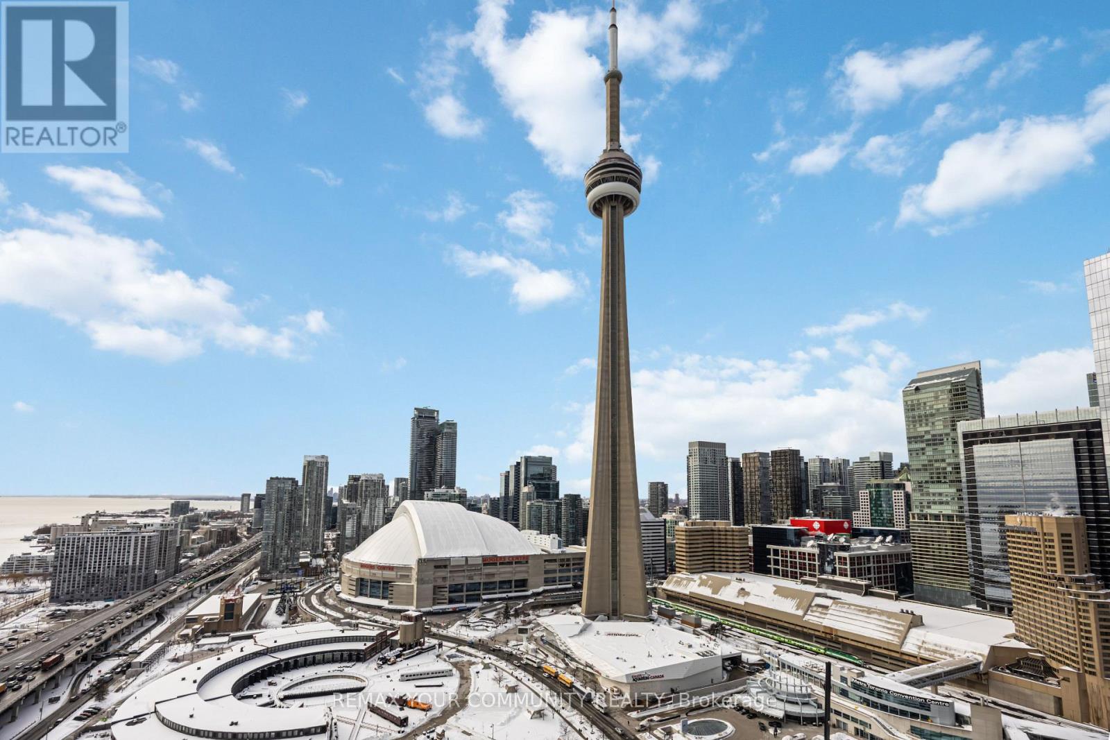 PH2 - 19 GRAND TRUNK CRESCENT, Toronto, Ontario