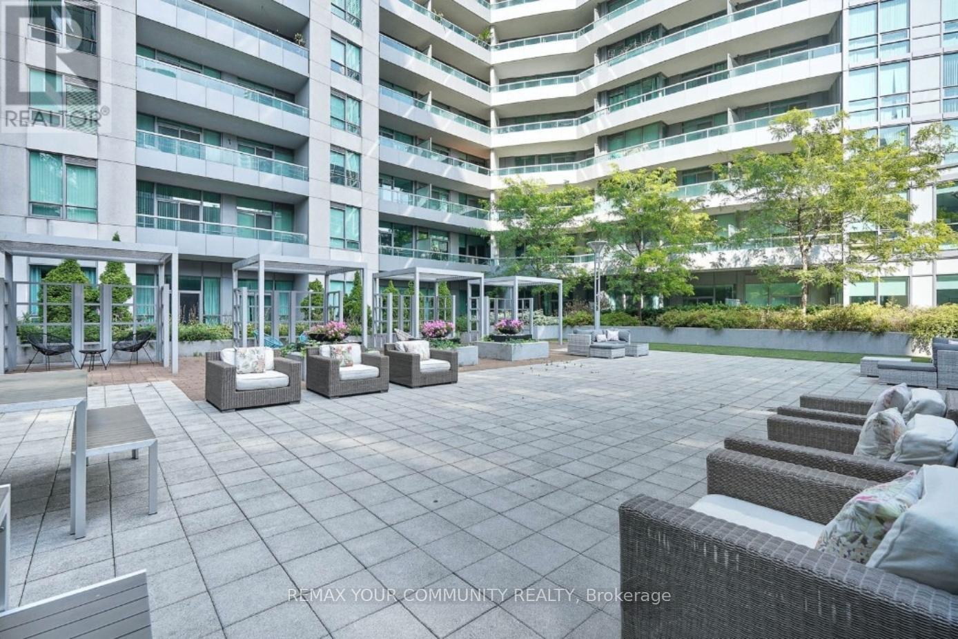 Ph2 - 19 Grand Trunk Crescent, Toronto, Ontario  M5J 3A3 - Photo 21 - C12947218