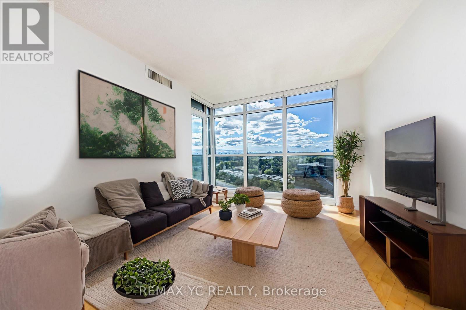 1605 - 28 Harrison Garden Boulevard, Toronto, Ontario  M2N 7B5 - Photo 3 - C12947236