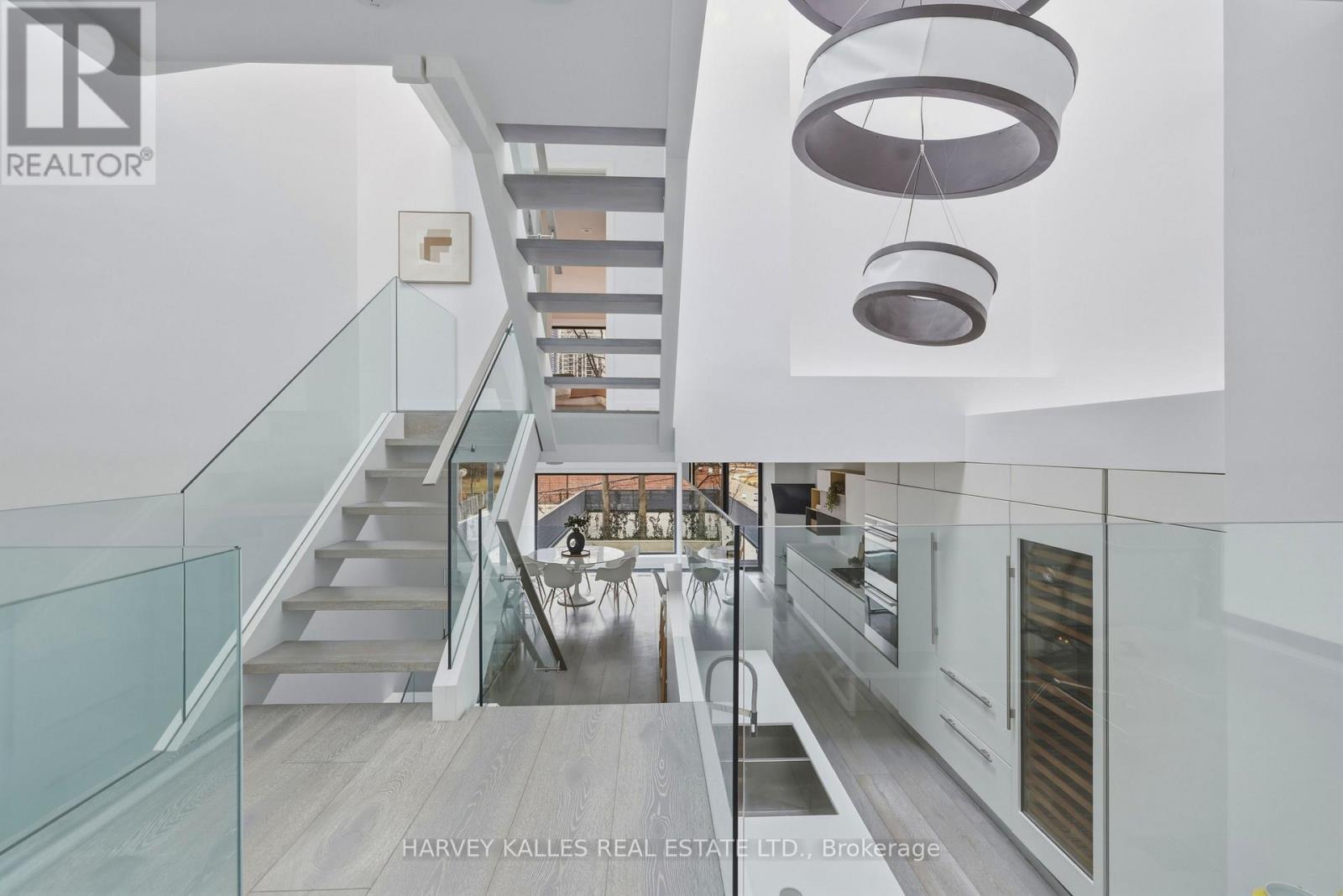 41 Berryman Street, Toronto, Ontario  M5R 1M7 - Photo 18 - C12947308