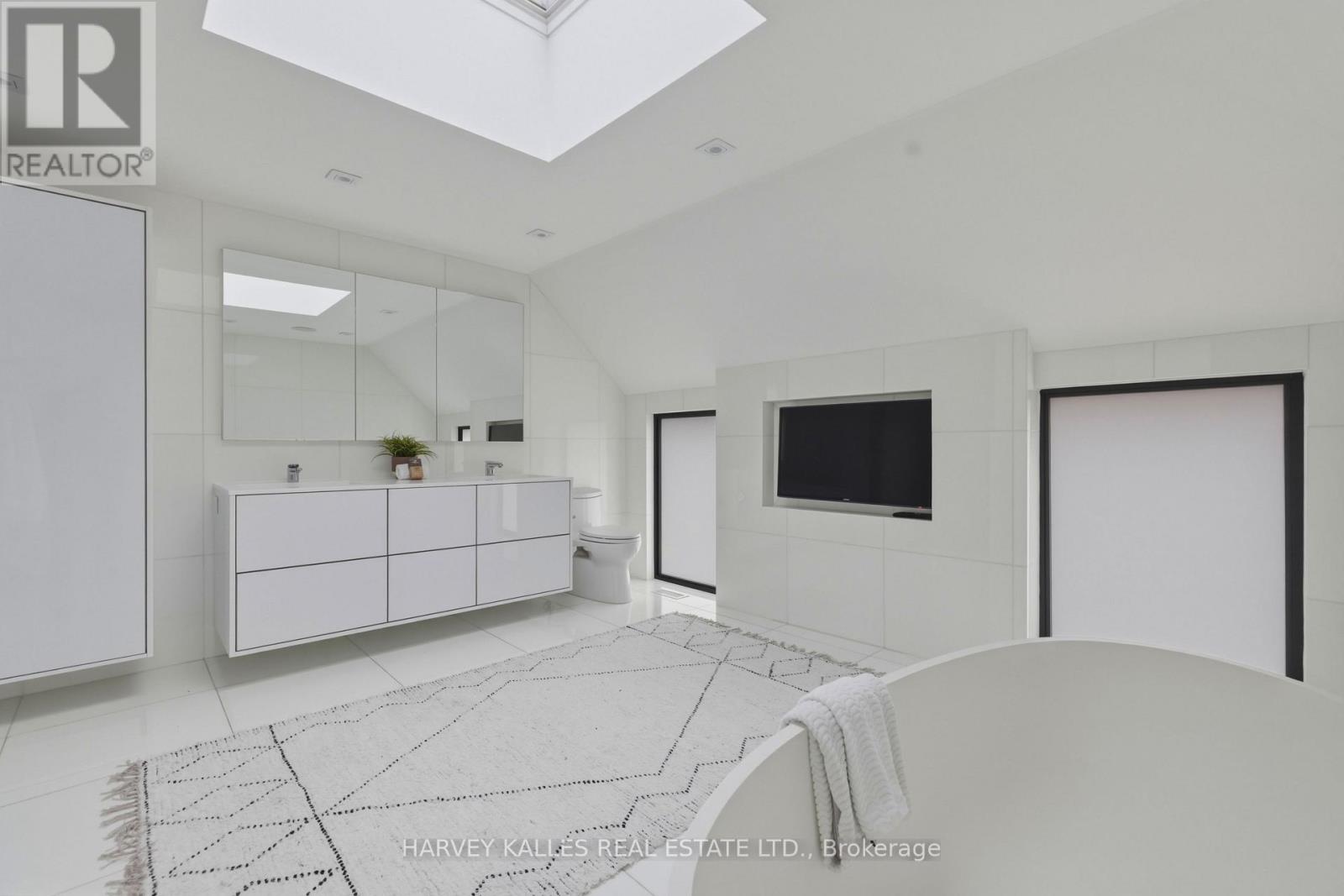 41 Berryman Street, Toronto, Ontario  M5R 1M7 - Photo 31 - C12947308