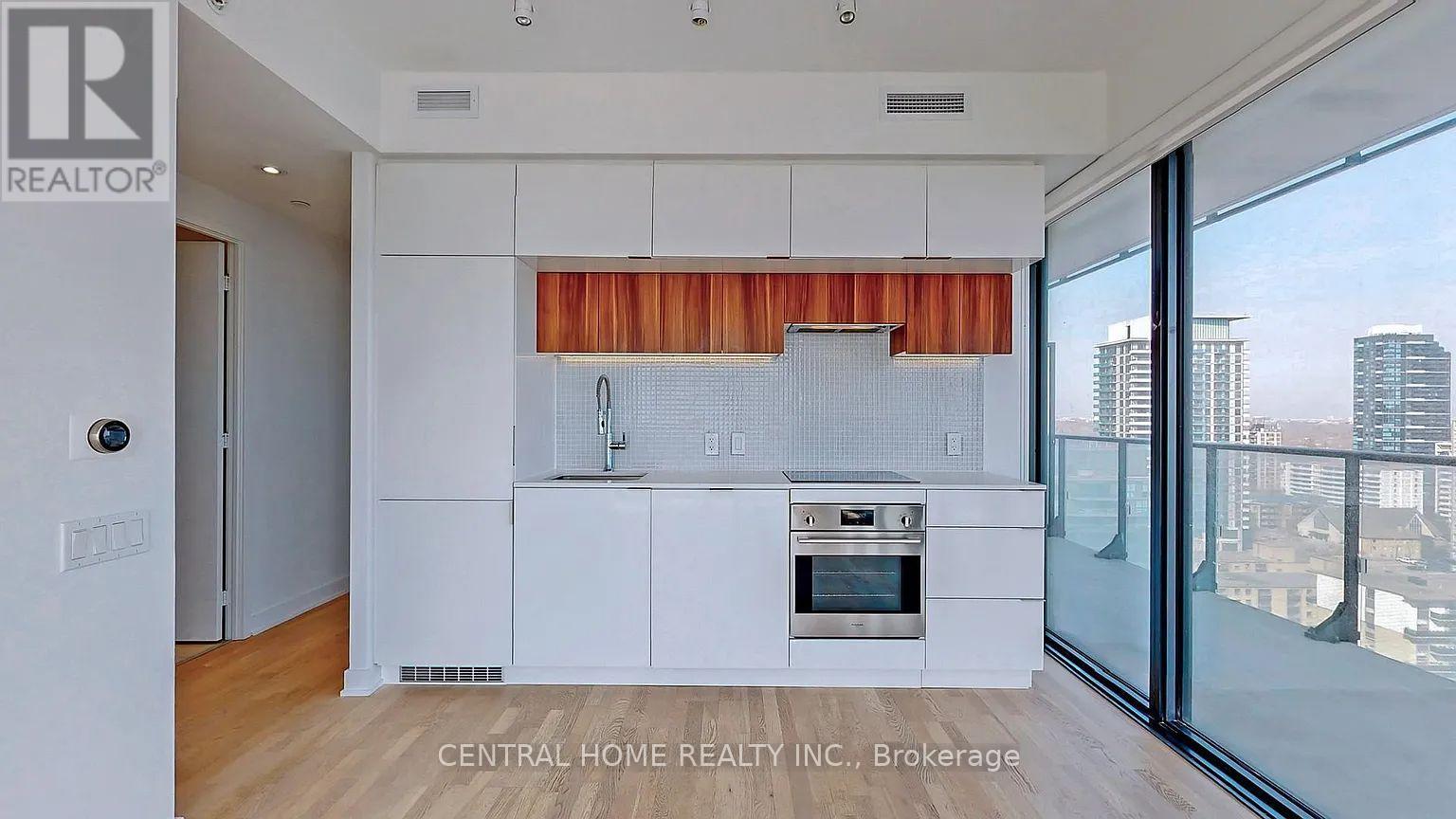 1703 - 185 Roehampton Avenue, Toronto, Ontario  M4P 1R4 - Photo 8 - C12947312