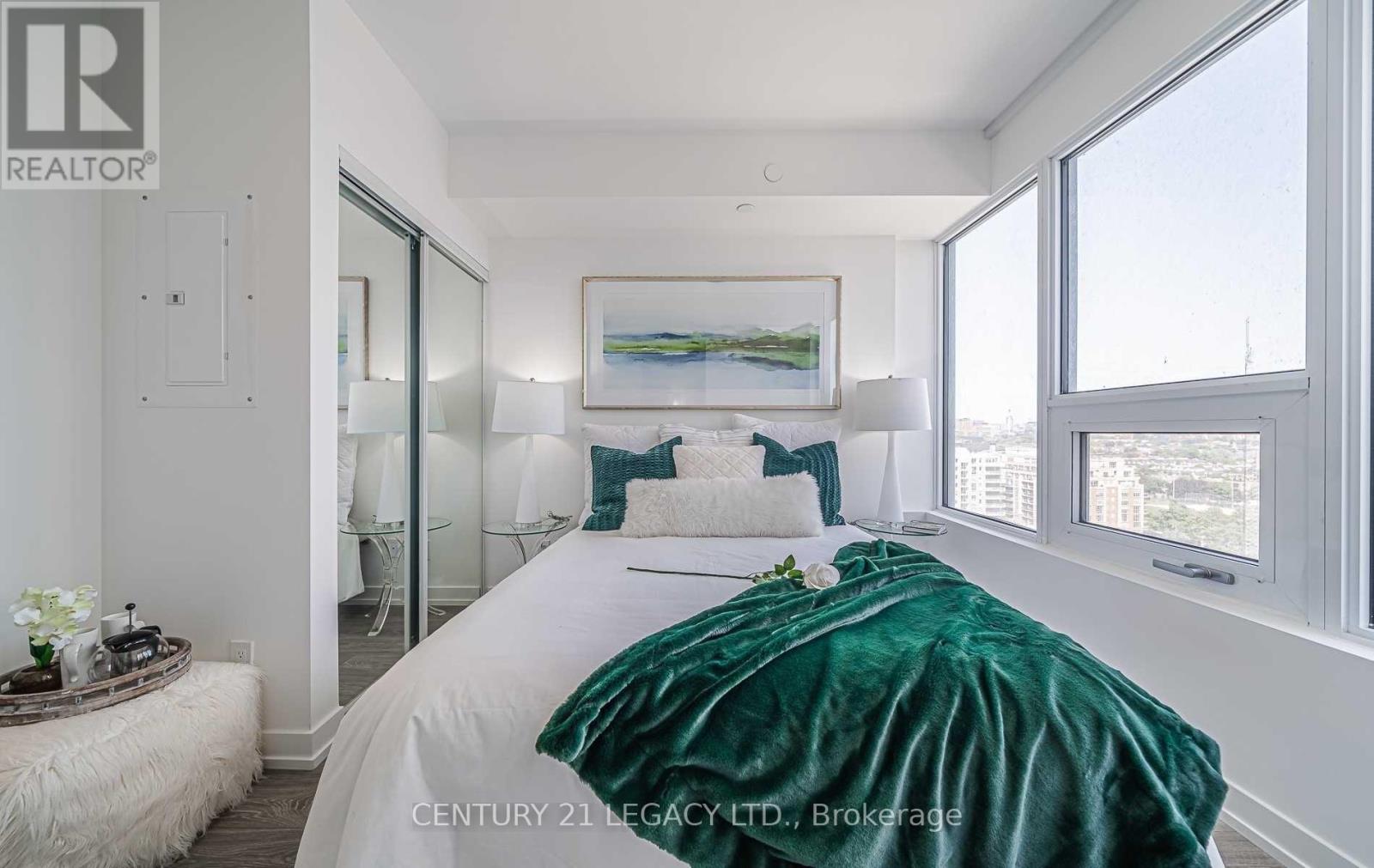 2302 - 19 Western Battery Road, Toronto, Ontario  M6K 0E3 - Photo 9 - C12947316