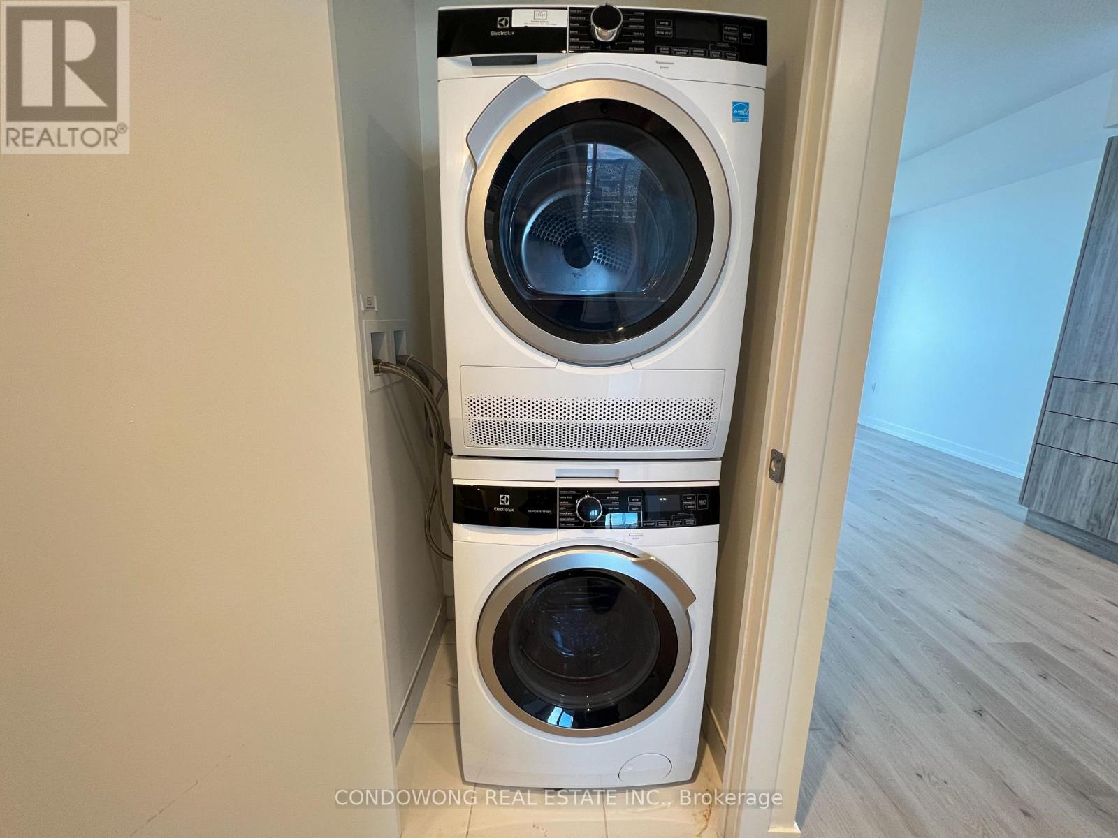 3505 - 138 Downes Street, Toronto, Ontario  M5E 0E4 - Photo 9 - C12947330