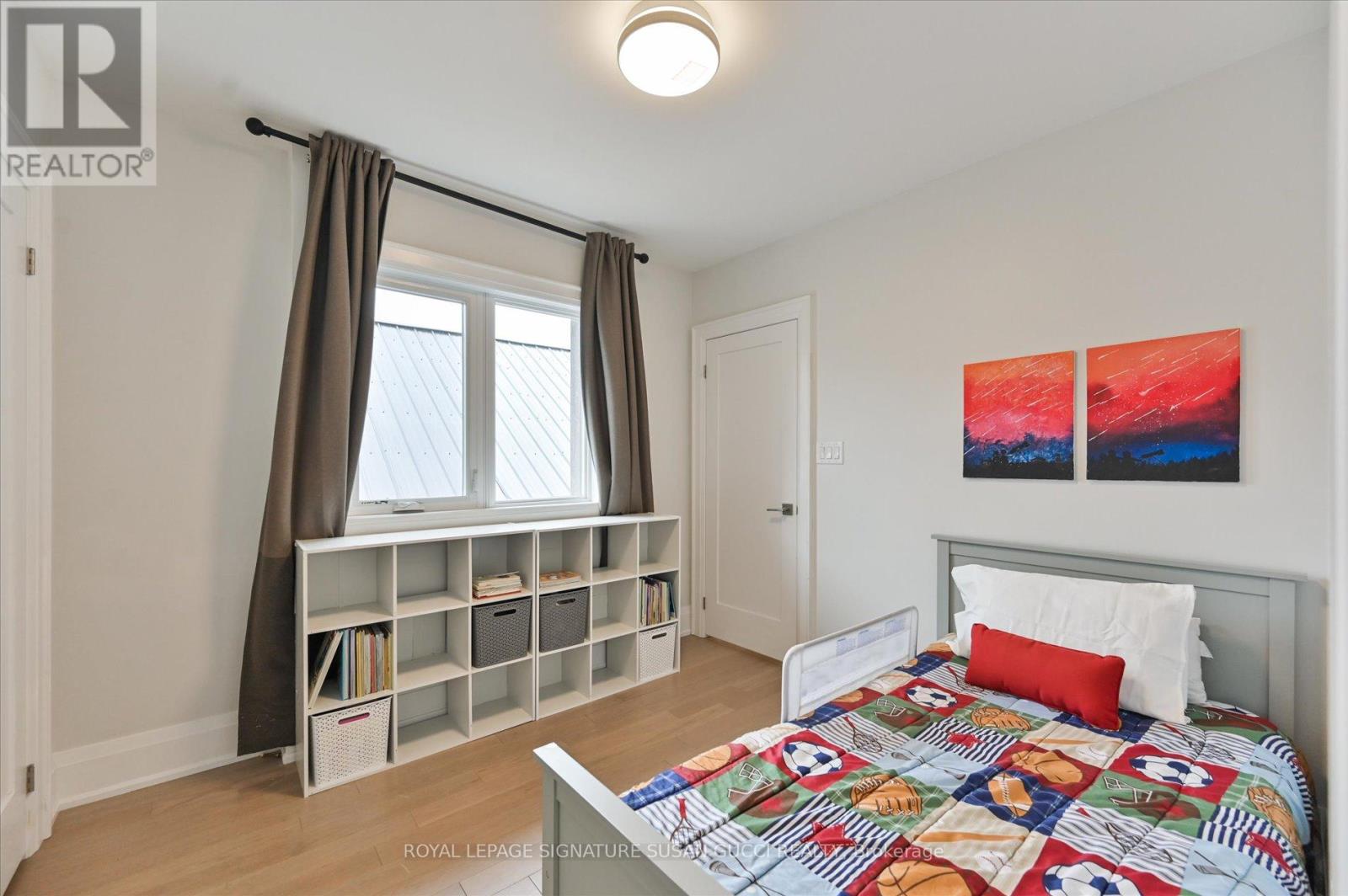 69 Holmstead Avenue, Toronto, Ontario  M4B 1T3 - Photo 32 - E12947070