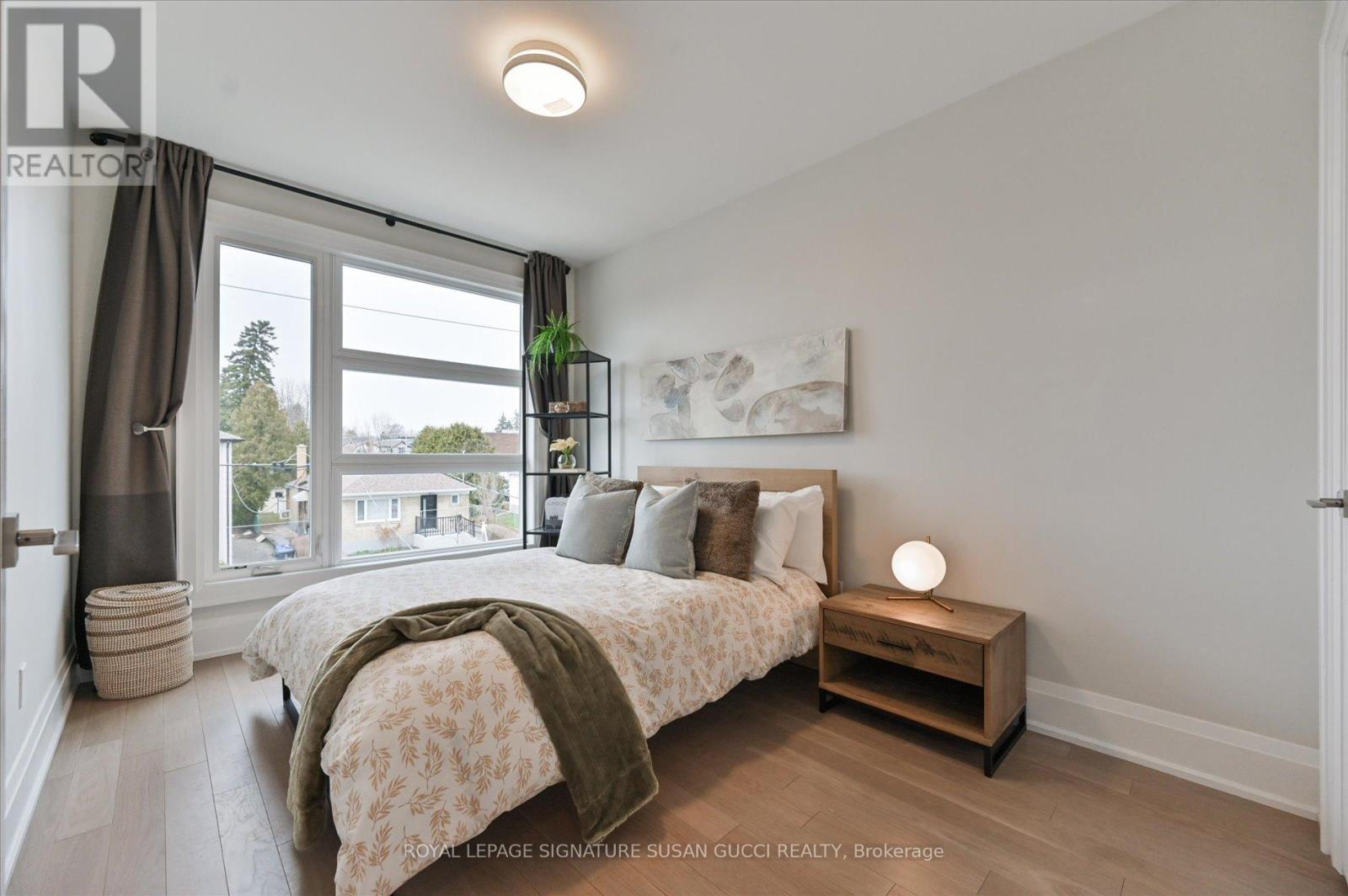 69 Holmstead Avenue, Toronto, Ontario  M4B 1T3 - Photo 34 - E12947070