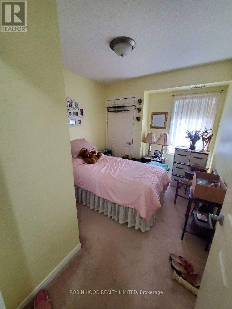 101 - 136 Aspen Springs Drive, Clarington, Ontario  L1C 0H2 - Photo 8 - E12947114