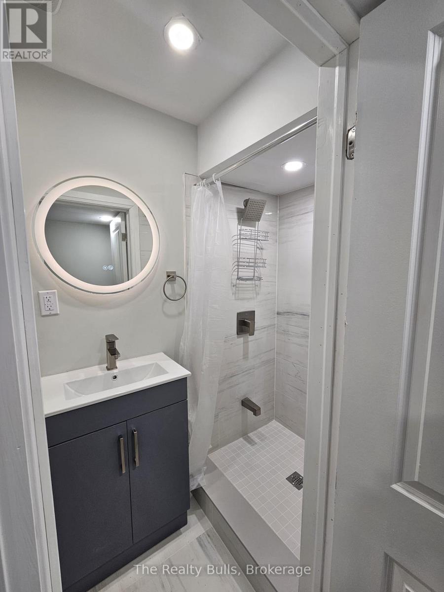 Basement - 1869 Narcissus Gardens, Pickering, Ontario  L1X 2R2 - Photo 16 - E12947250