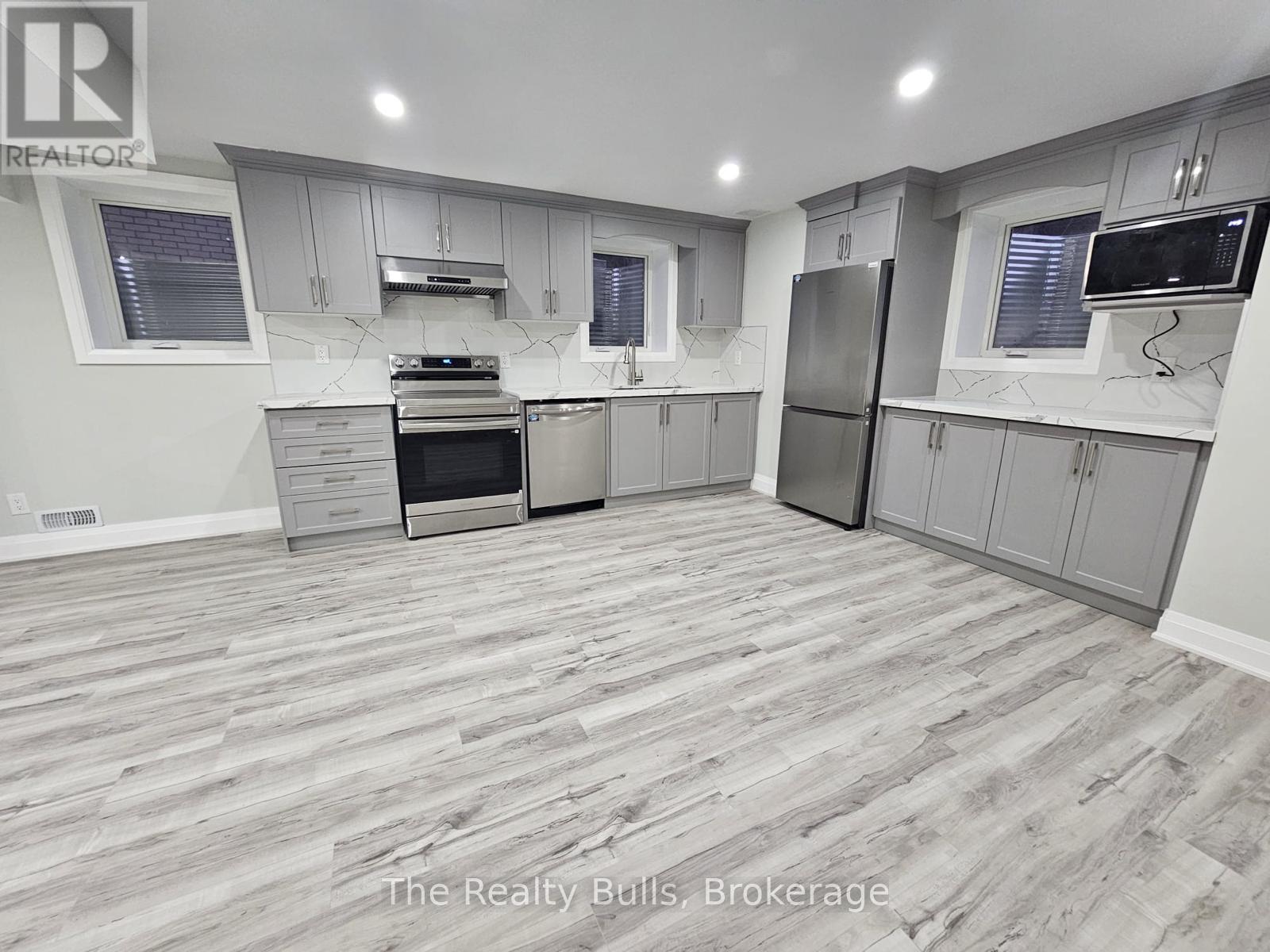 Basement - 1869 Narcissus Gardens, Pickering, Ontario  L1X 2R2 - Photo 2 - E12947250