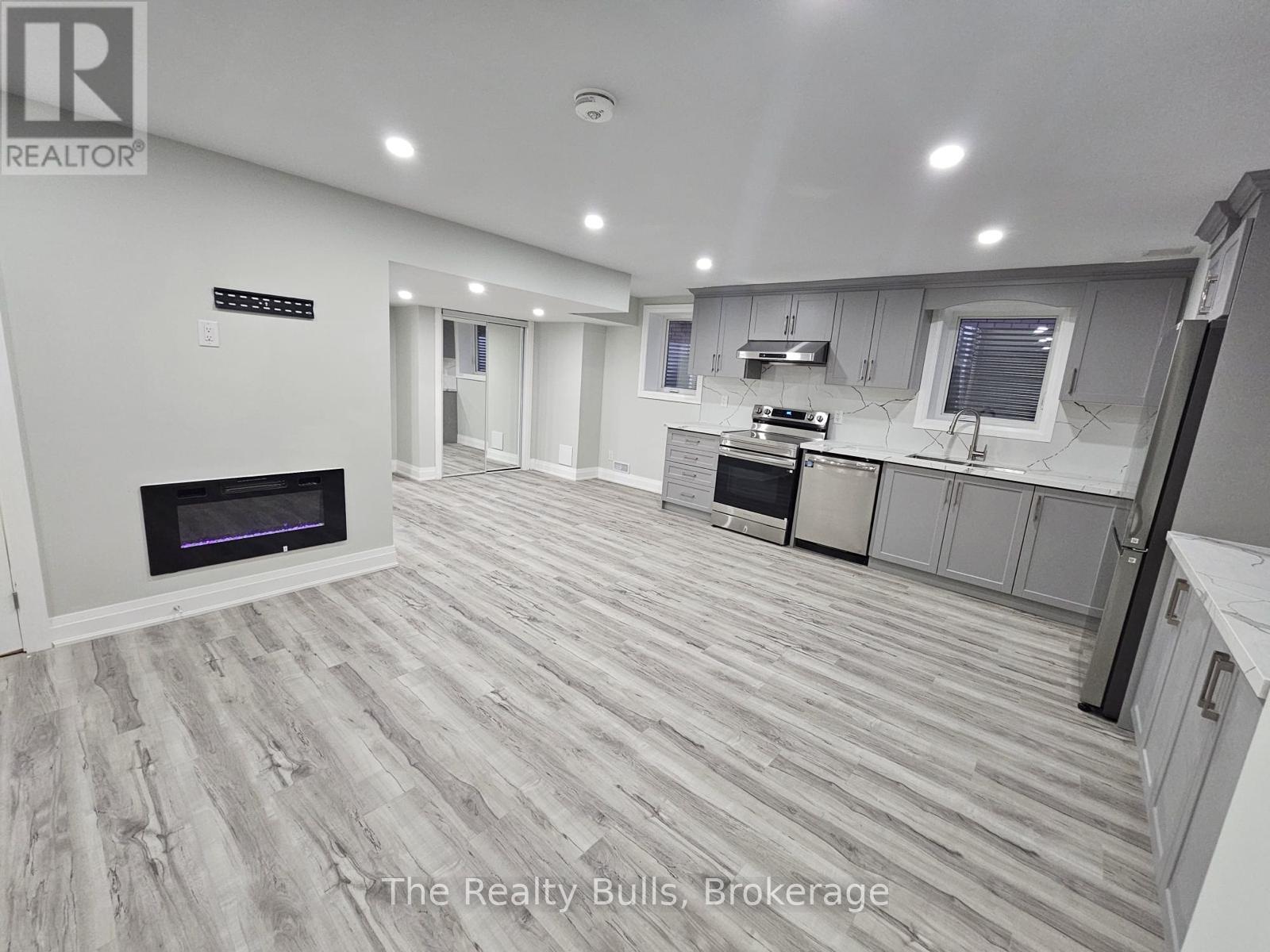 Basement - 1869 Narcissus Gardens, Pickering, Ontario  L1X 2R2 - Photo 5 - E12947250