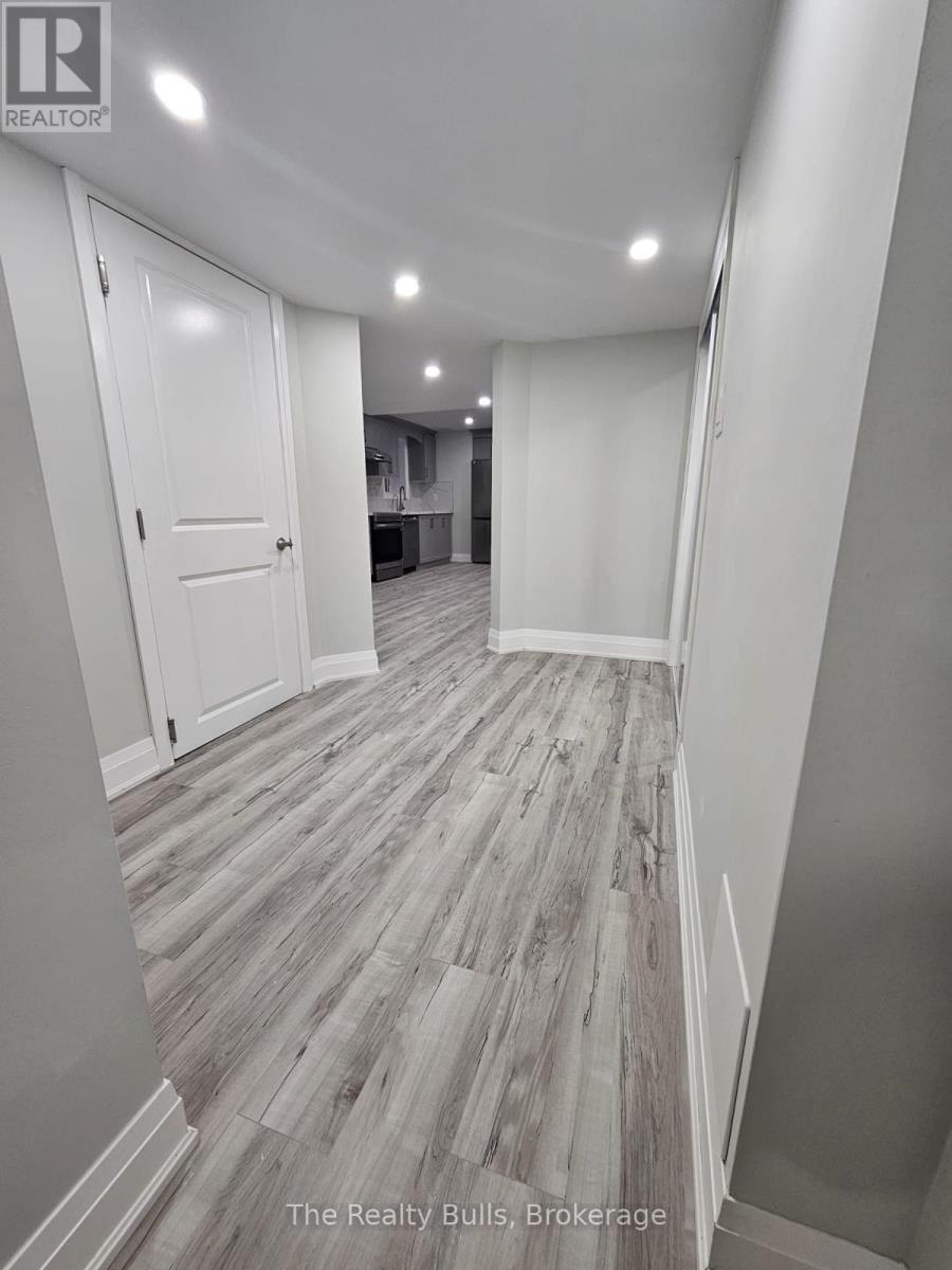 Basement - 1869 Narcissus Gardens, Pickering, Ontario  L1X 2R2 - Photo 9 - E12947250