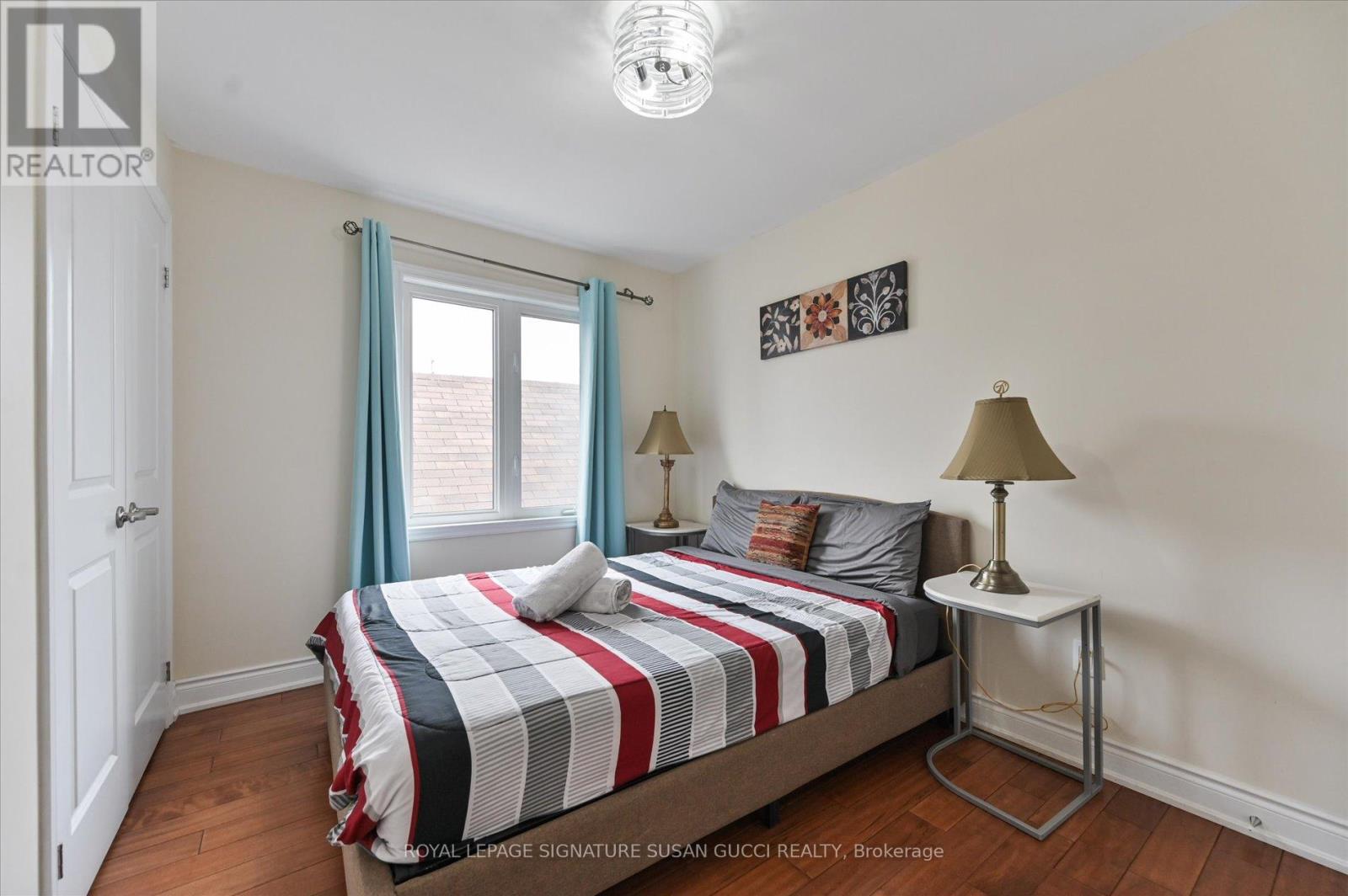 838 Sammon Avenue, Toronto, Ontario  M4C 2E8 - Photo 27 - E12947298