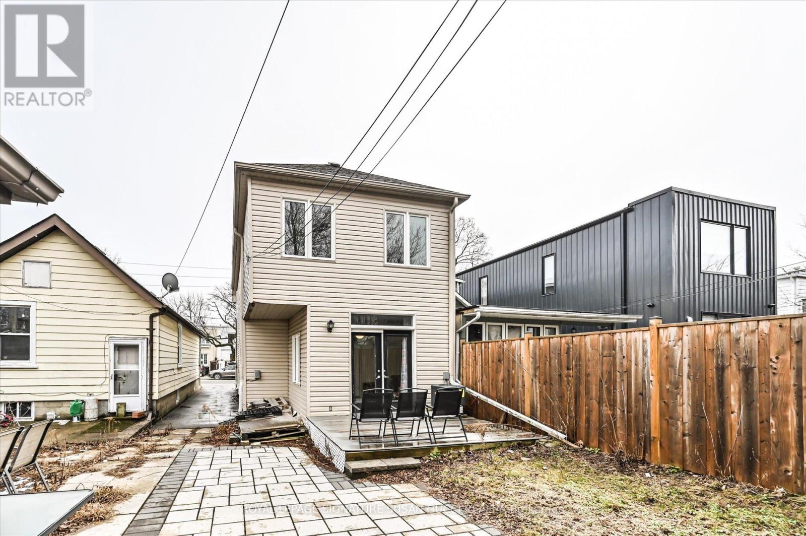 838 Sammon Avenue, Toronto, Ontario  M4C 2E8 - Photo 42 - E12947298