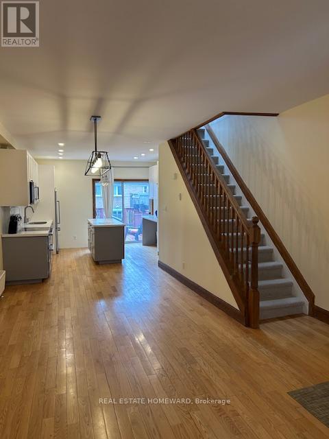 240 Lee Avenue, Toronto, Ontario  M4E 2P5 - Photo 2 - E12947326