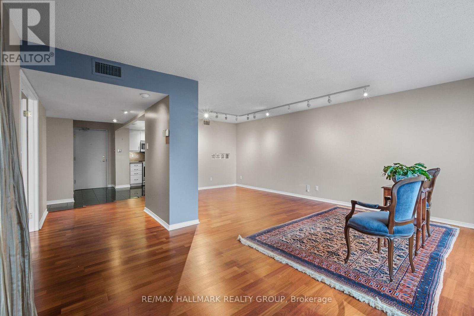 1404 - 160 George Street, Ottawa, Ontario  K1N 9M2 - Photo 19 - X12947132