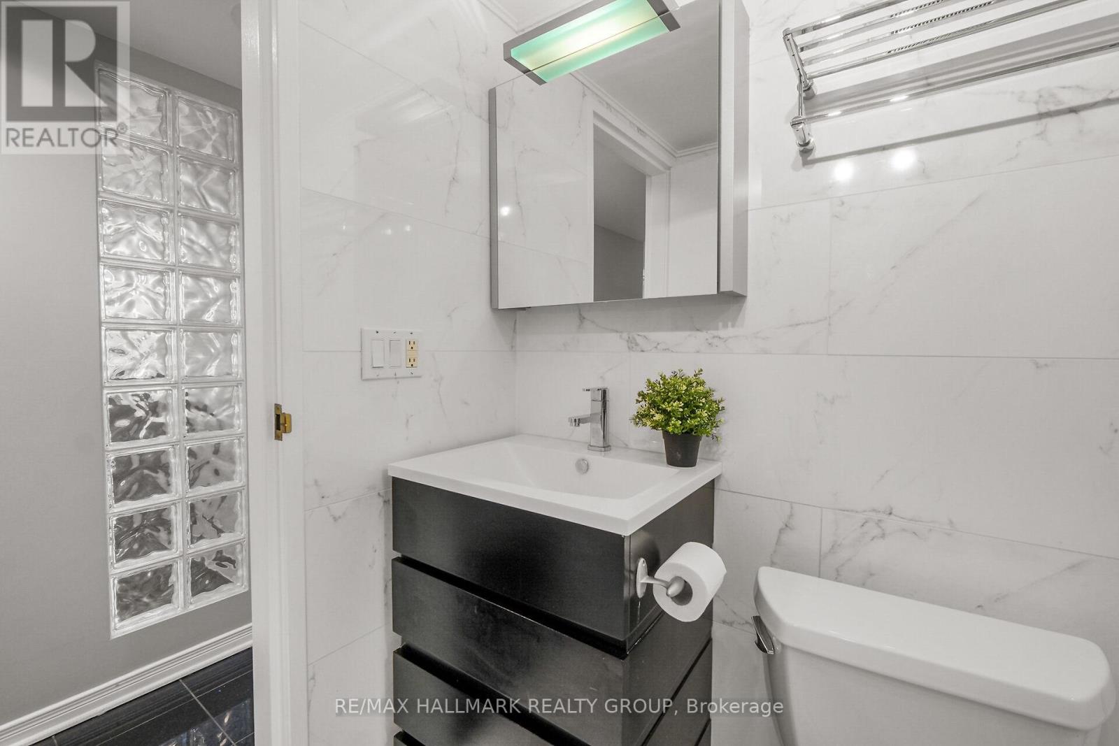 1404 - 160 George Street, Ottawa, Ontario  K1N 9M2 - Photo 39 - X12947132