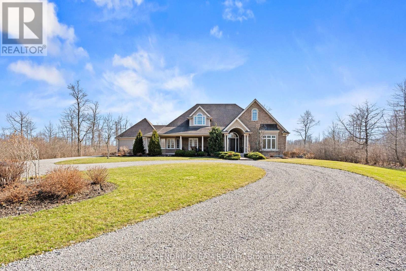 5045 Michener Road, Fort Erie, Ontario  L0S 1R0 - Photo 2 - X12947088