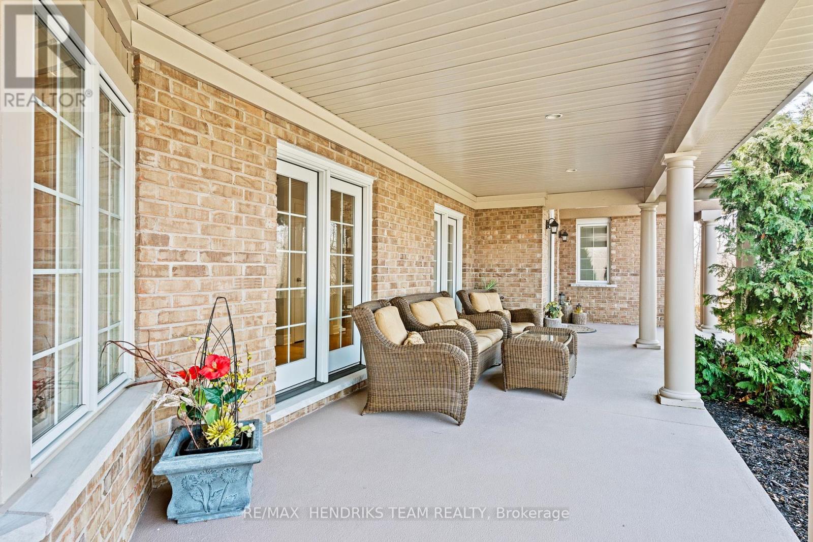 5045 Michener Road, Fort Erie, Ontario  L0S 1R0 - Photo 5 - X12947088