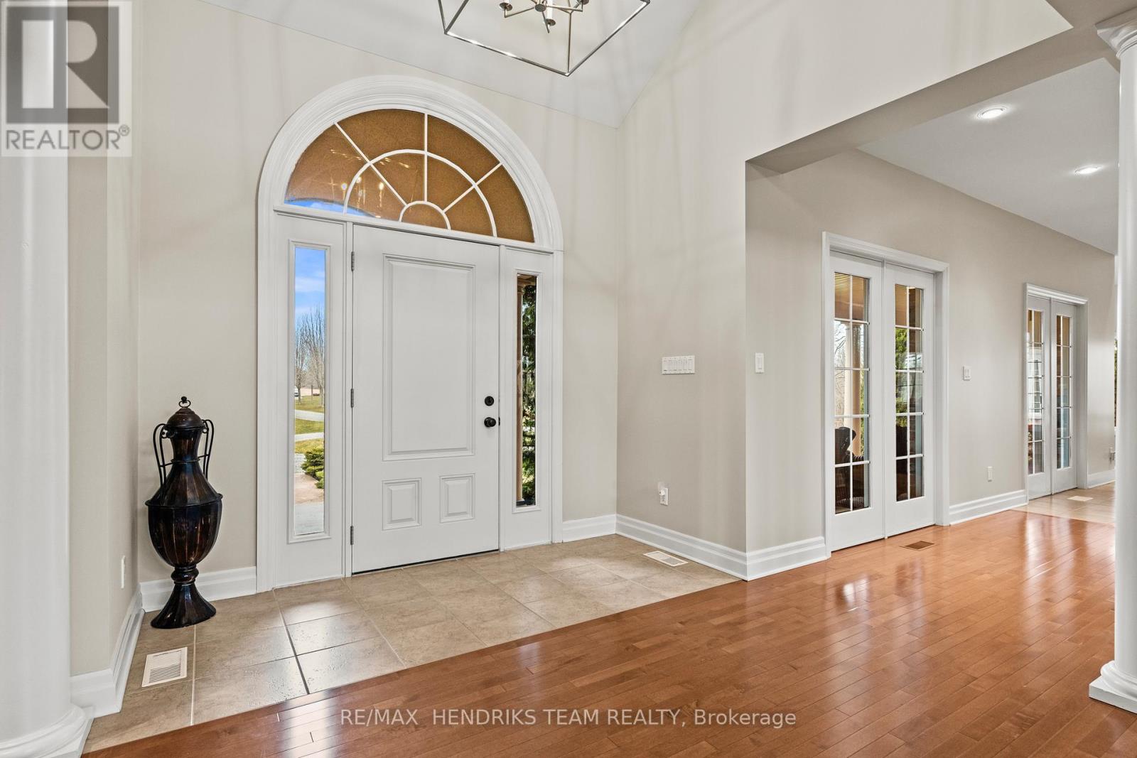 5045 Michener Road, Fort Erie, Ontario  L0S 1R0 - Photo 6 - X12947088