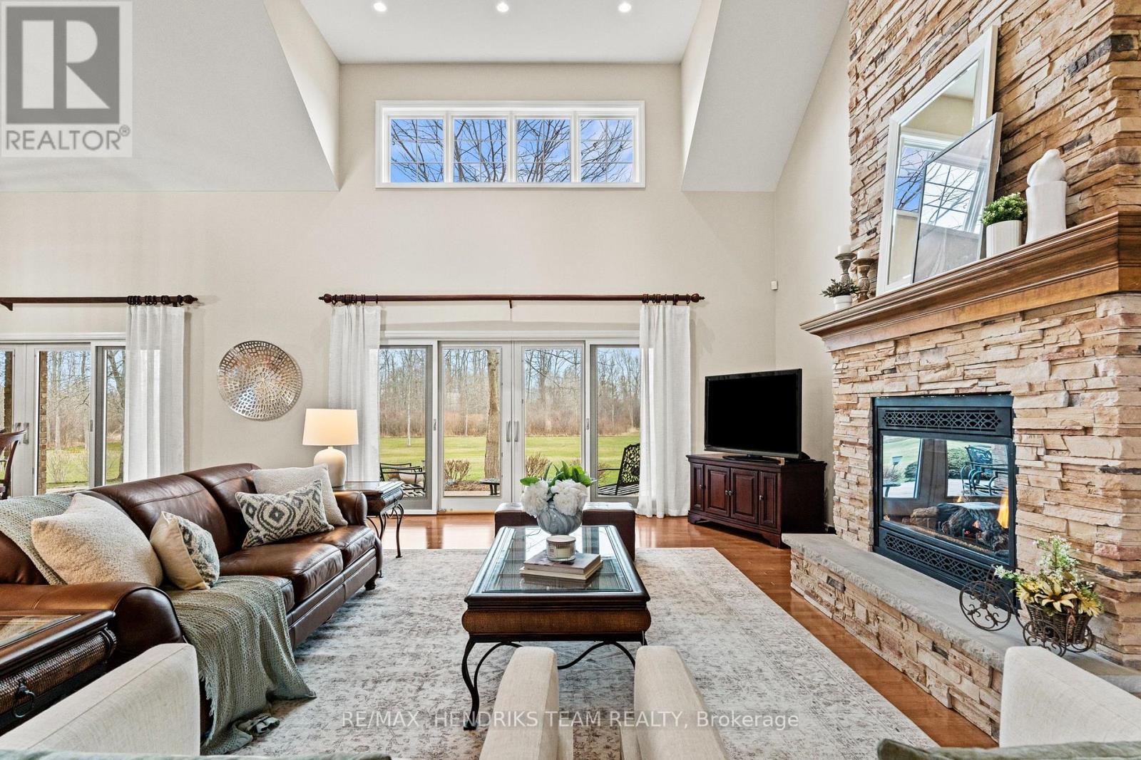 5045 Michener Road, Fort Erie, Ontario  L0S 1R0 - Photo 9 - X12947088