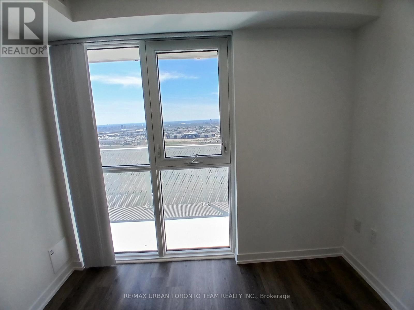 2710 - 195 Commerce Street, Vaughan, Ontario  L4K 0P9 - Photo 12 - N12947178