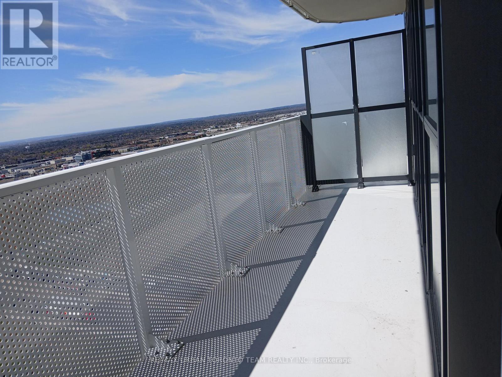 2710 - 195 Commerce Street, Vaughan, Ontario  L4K 0P9 - Photo 14 - N12947178