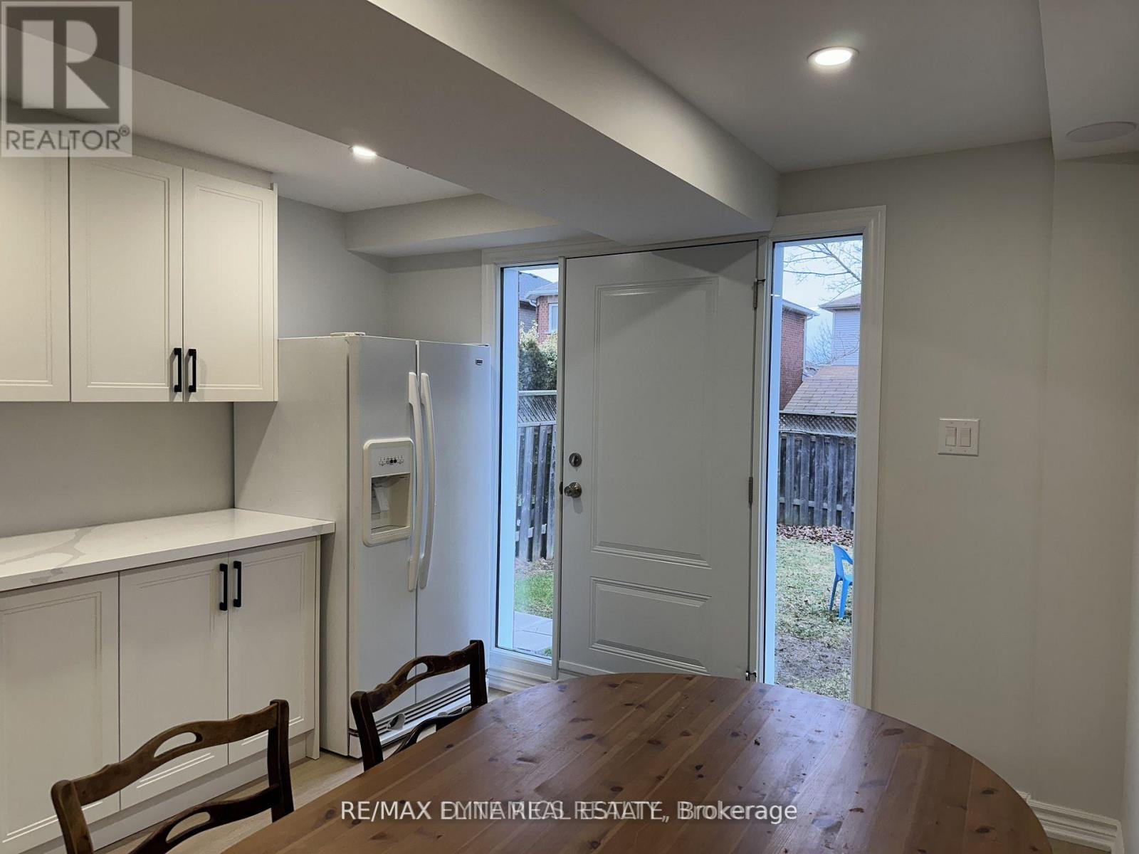 Bsmt - 59 Adams Street, Bradford West Gwillimbury, Ontario  L3Z 3E2 - Photo 4 - N12947272