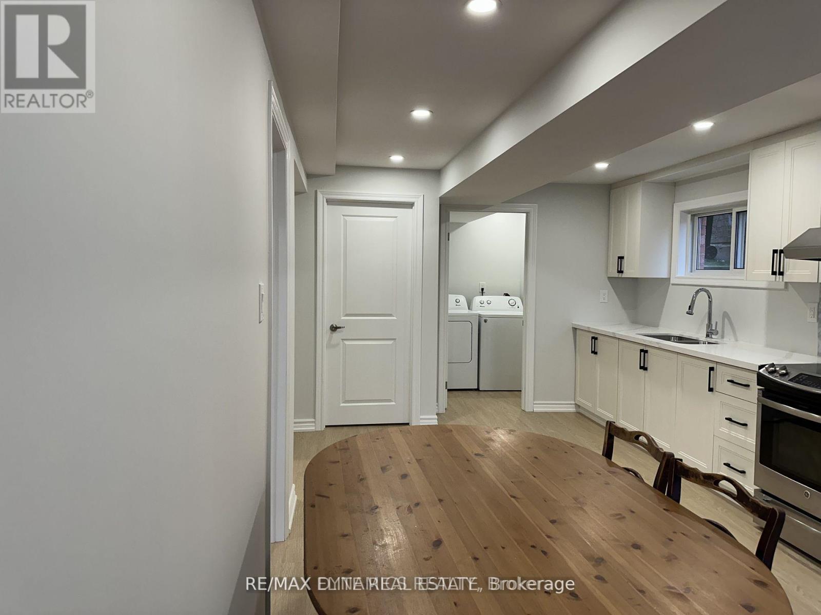 Bsmt - 59 Adams Street, Bradford West Gwillimbury, Ontario  L3Z 3E2 - Photo 9 - N12947272