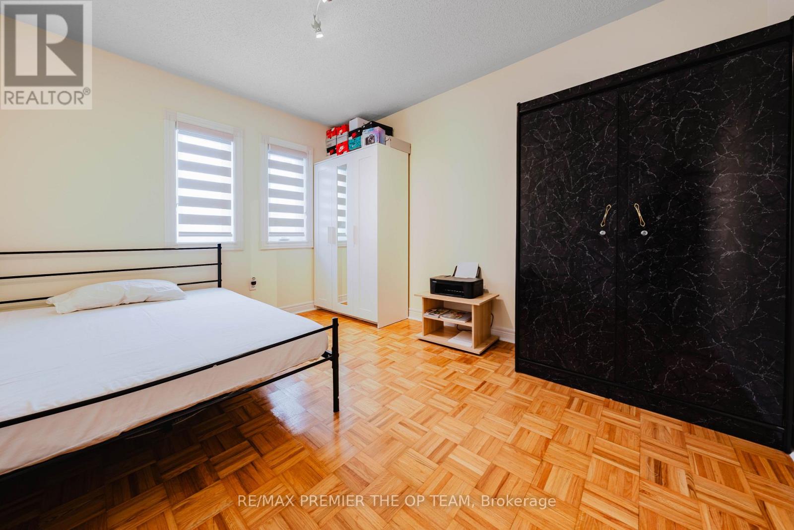 56 Wildberry Crescent, Vaughan, Ontario  L4H 2C6 - Photo 24 - N12947288