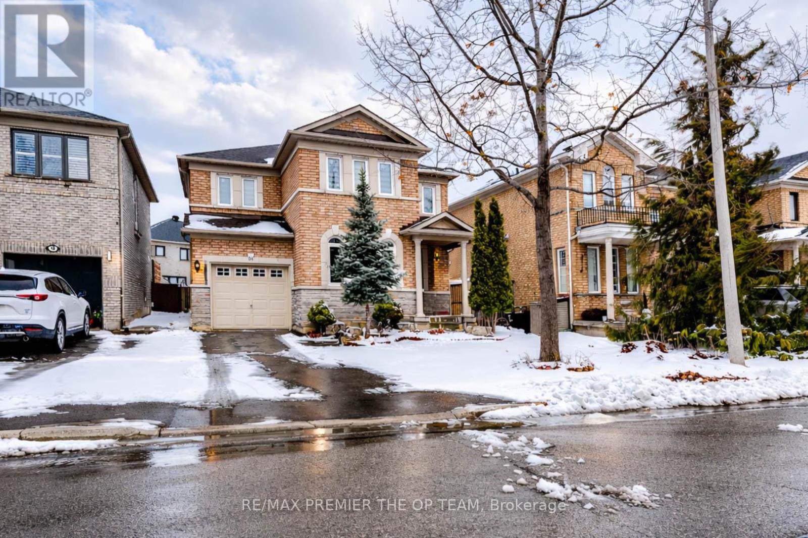 56 Wildberry Crescent, Vaughan, Ontario  L4H 2C6 - Photo 4 - N12947288