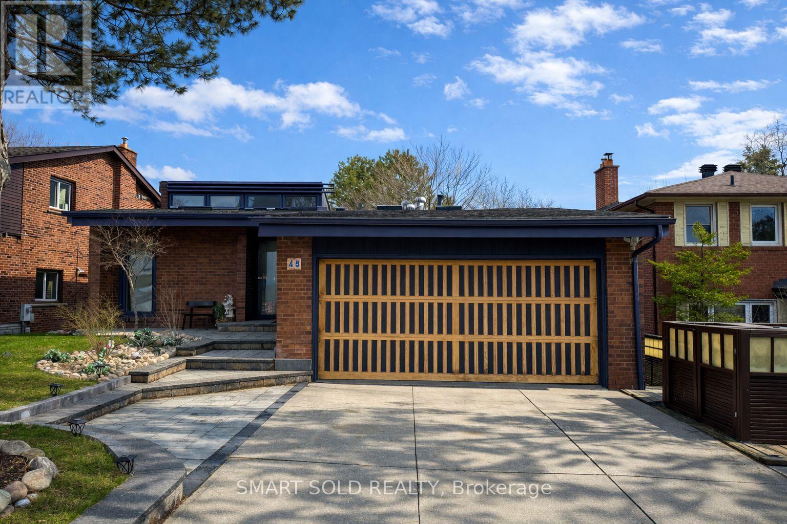 48 PATINA DRIVE, Toronto, Ontario