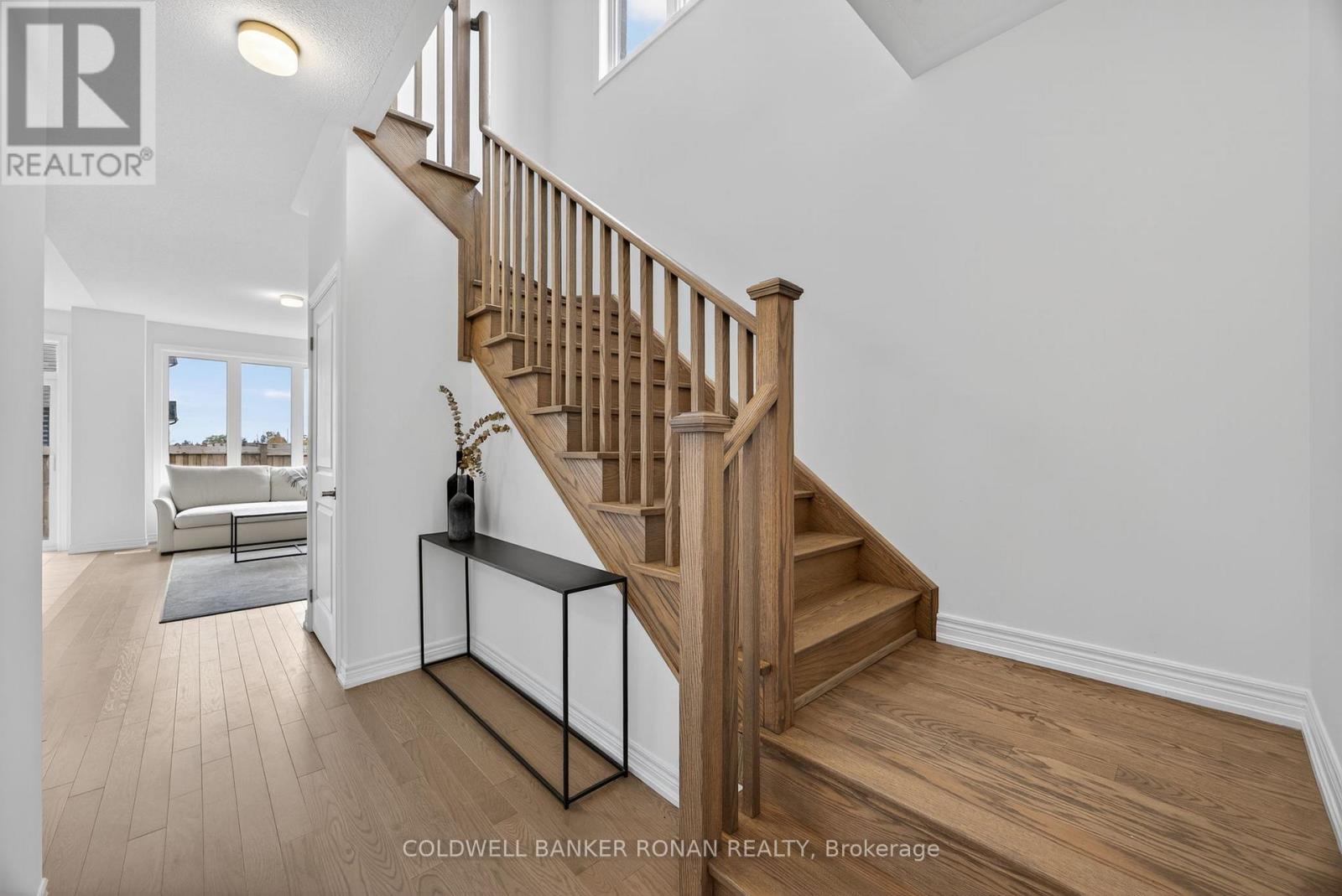 29 Milady Crescent, Barrie, Ontario  L9J 0X3 - Photo 21 - S12947066