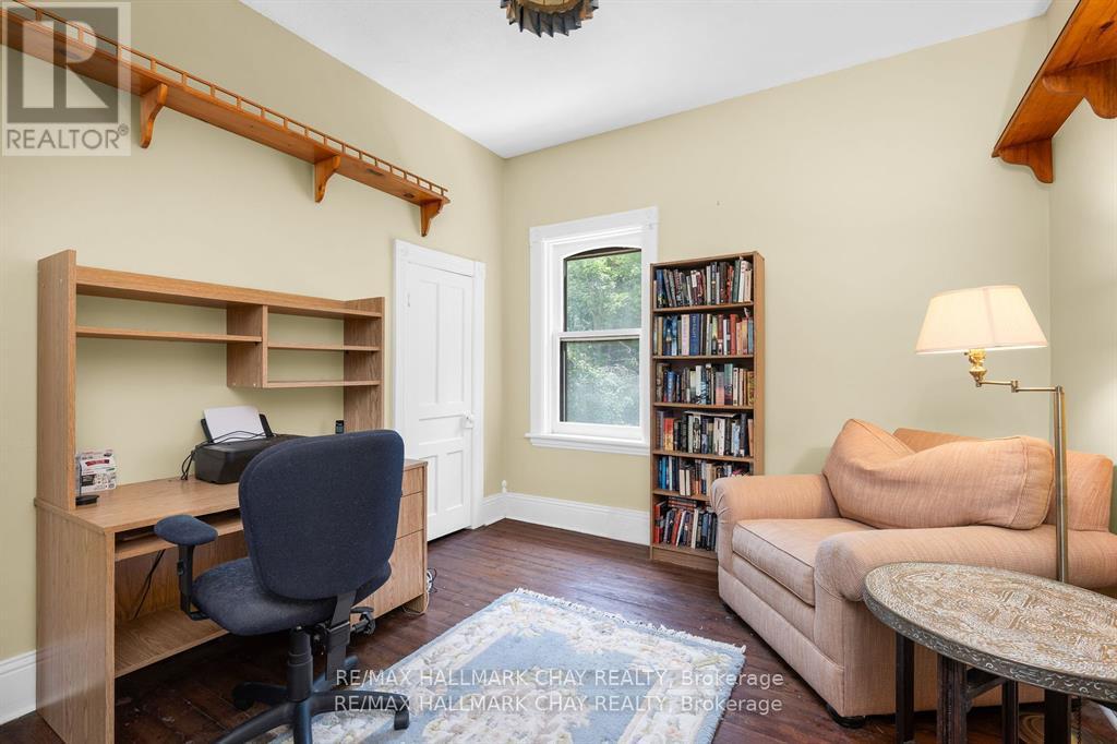 1407 Flos 8 Road W, Springwater, Ontario  L0L 1P0 - Photo 24 - S12838102