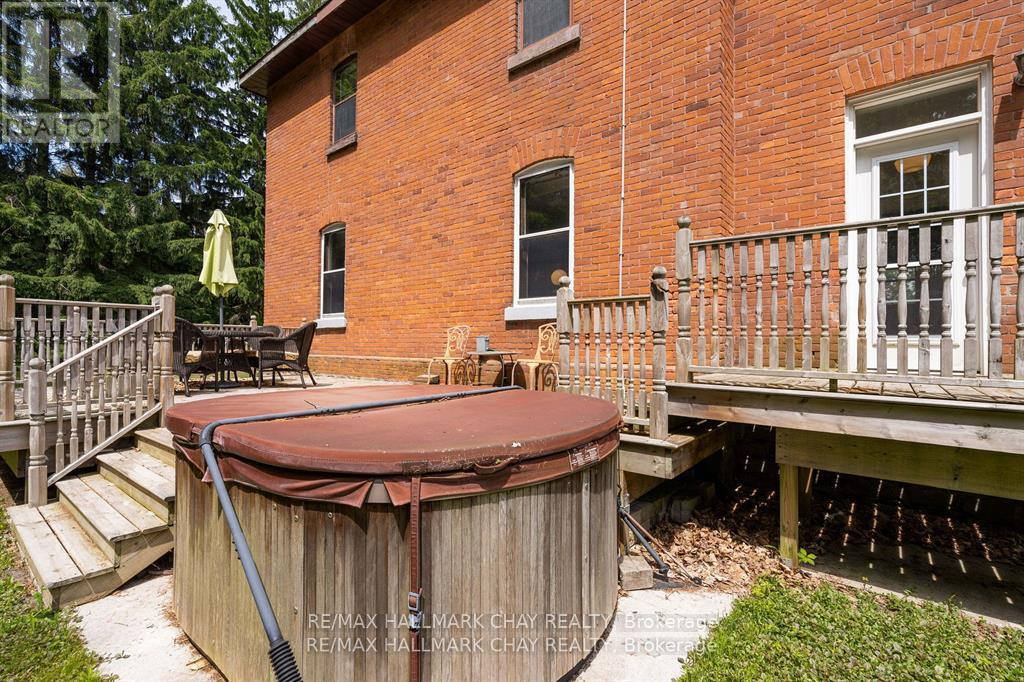 1407 Flos 8 Road W, Springwater, Ontario  L0L 1P0 - Photo 32 - S12838102