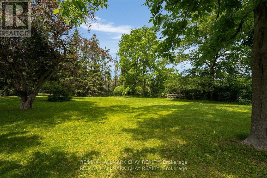 1407 Flos 8 Road W, Springwater, Ontario  L0L 1P0 - Photo 36 - S12838102