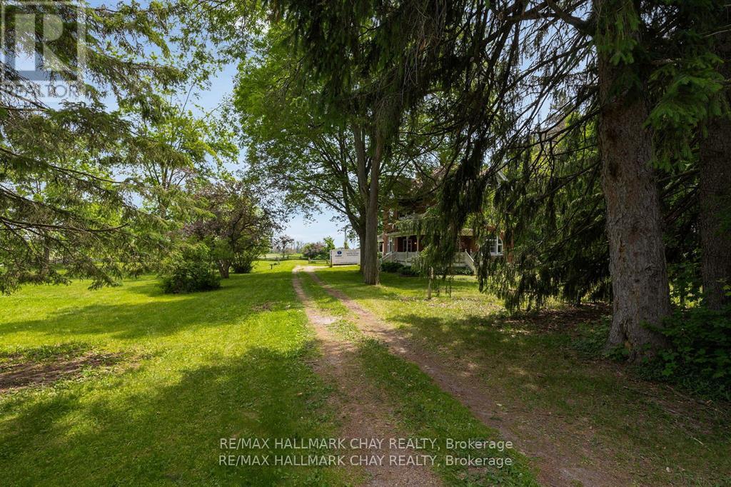 1407 Flos 8 Road W, Springwater, Ontario  L0L 1P0 - Photo 37 - S12838102