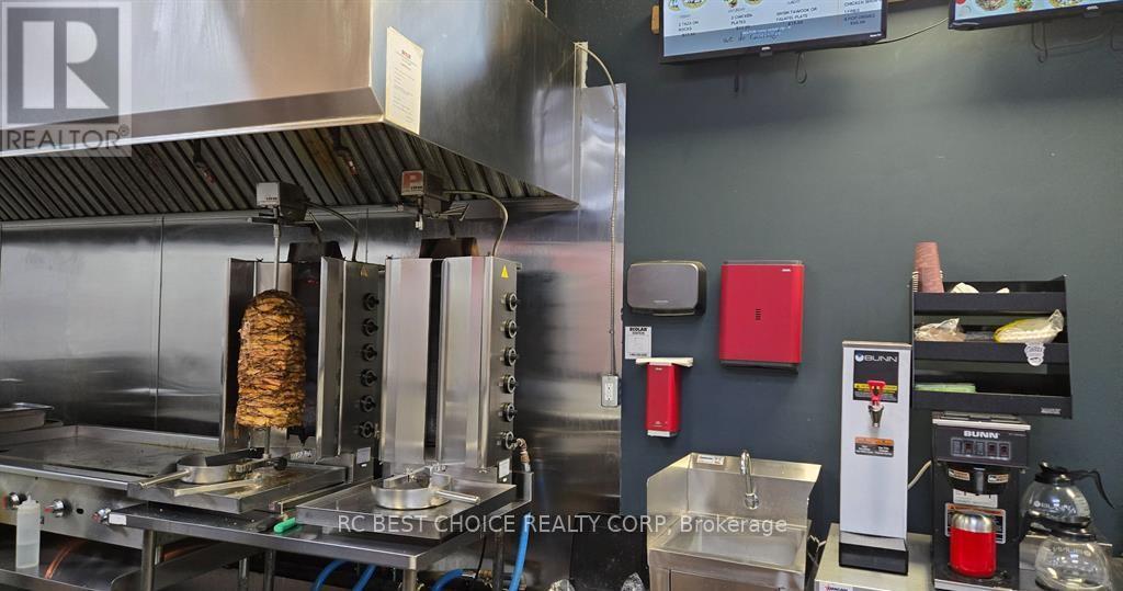 111 - 470 Bronte Street S, Milton, Ontario  L9T 2J4 - Photo 6 - W12940134