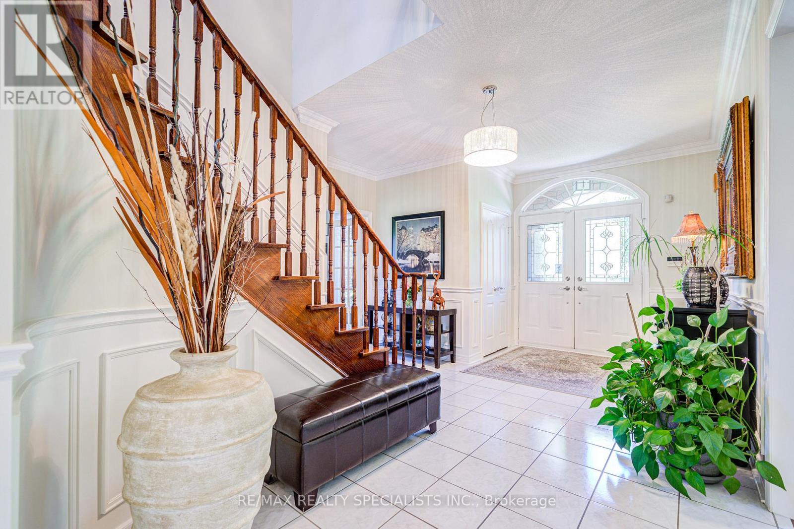 11 Bridlewood Boulevard, Halton Hills, Ontario  L0P 1H0 - Photo 14 - W12939078
