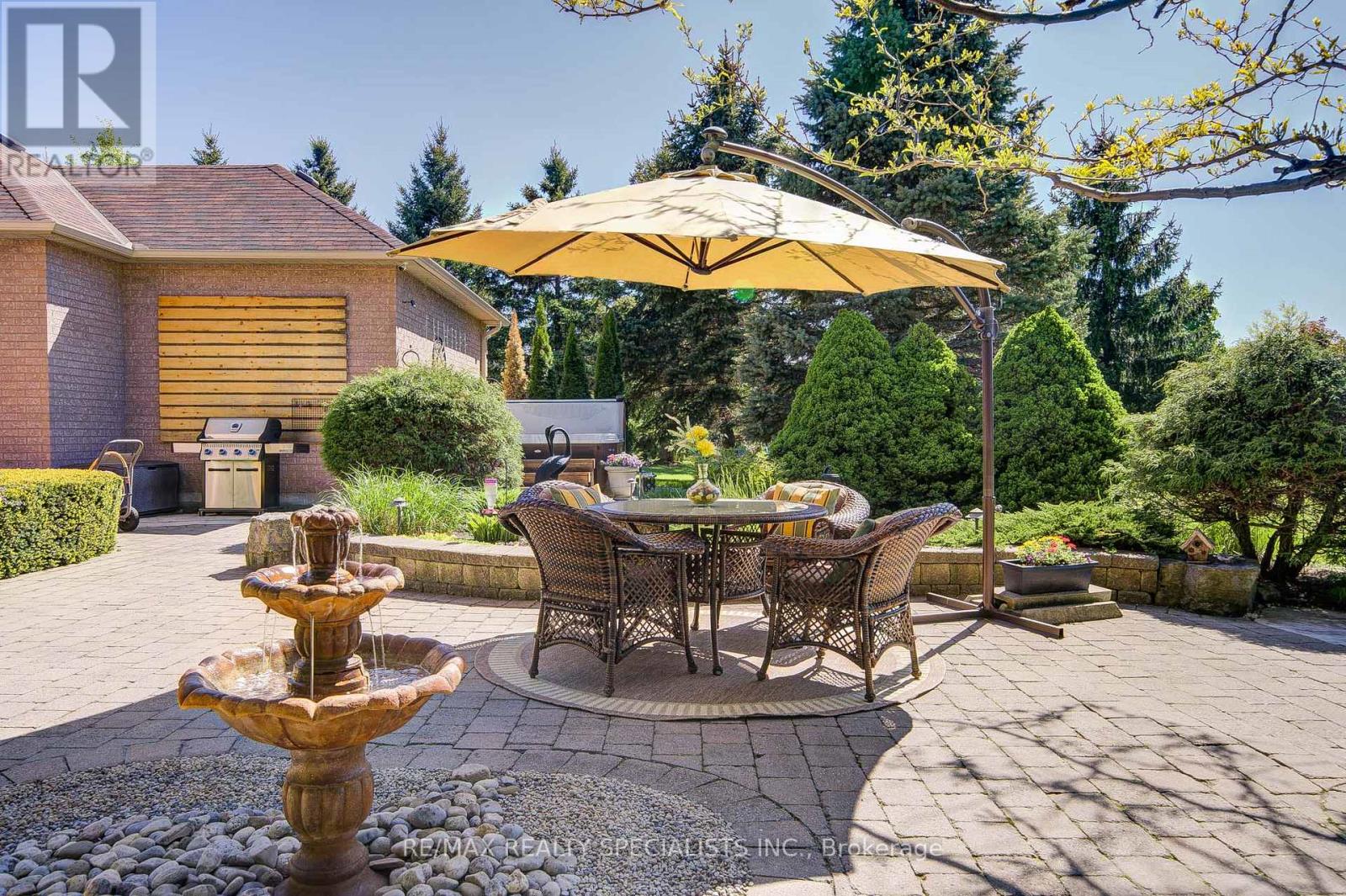 11 Bridlewood Boulevard, Halton Hills, Ontario  L0P 1H0 - Photo 44 - W12939078